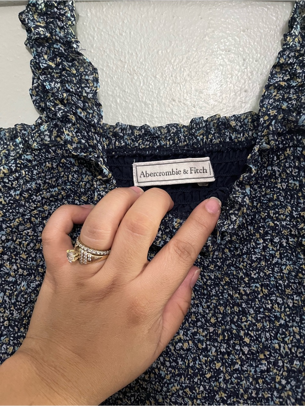 Abercrombie & Fitch Navy Blue Smocked Cropped Tank with Ruffle Straps - Picture 2 of 7